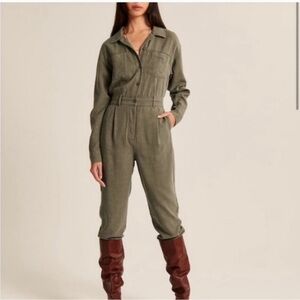 Abercrombie & Fitch Green Long Sleeve Button Up Jumpsuit Moto Utility Minimalist